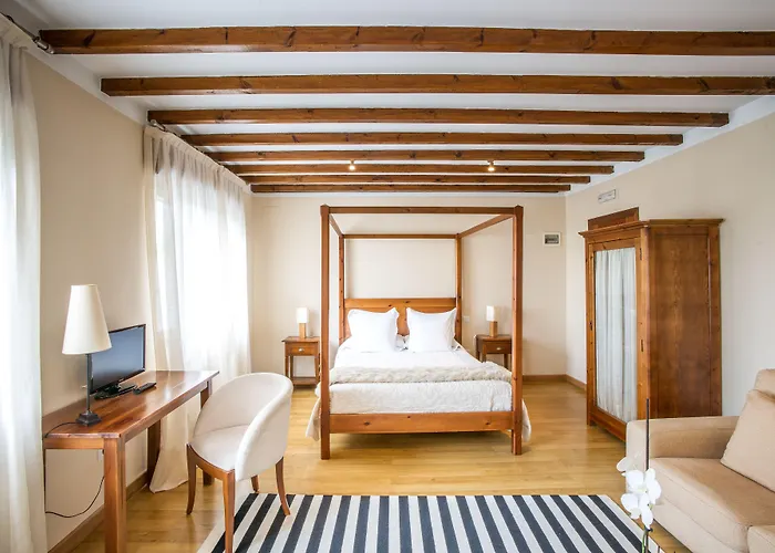 Lunada Hotel Gormazo